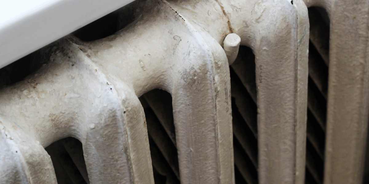 Подготовка к отопительному сезону: чистота радиаторов для уюта в доме