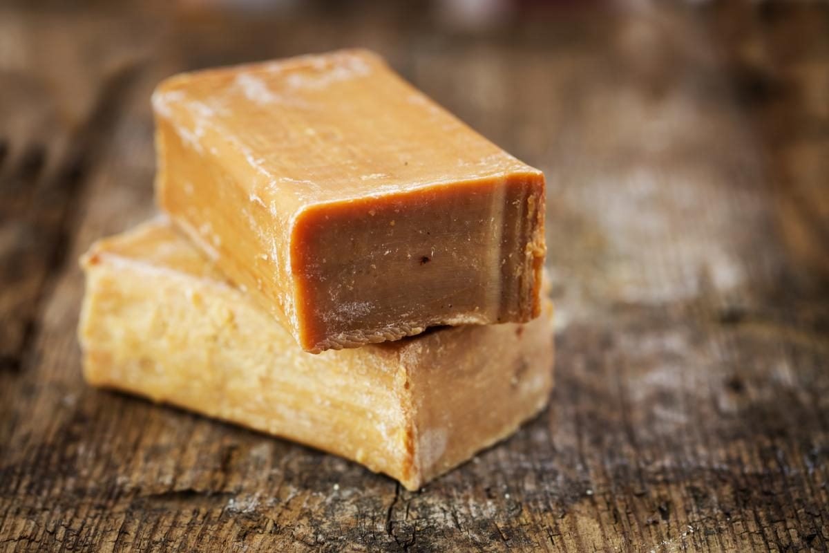 Хозяйственное мыло: универсальное средство для дома и сада.