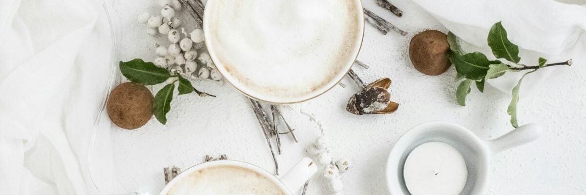 Празднуем именины 17 февраля: идеи для поздравлений и подарков