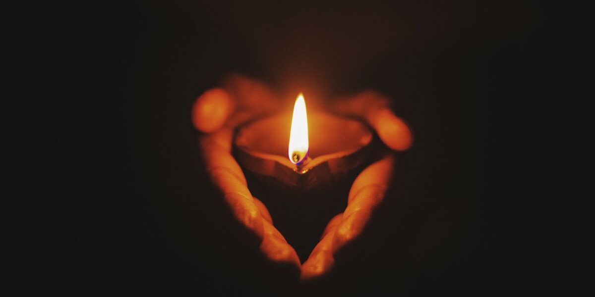 Именины 24 октября: значение имени и поздравления для садовода