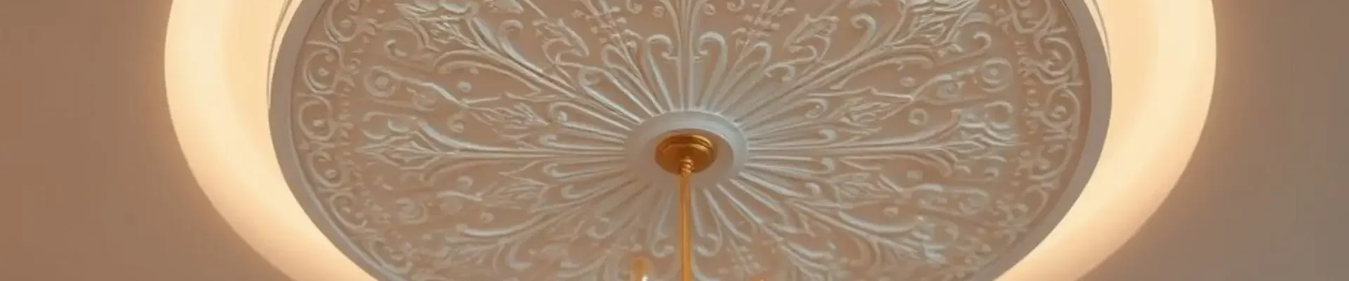 Потолочные работы: от выравнивания до финишного декора своими руками